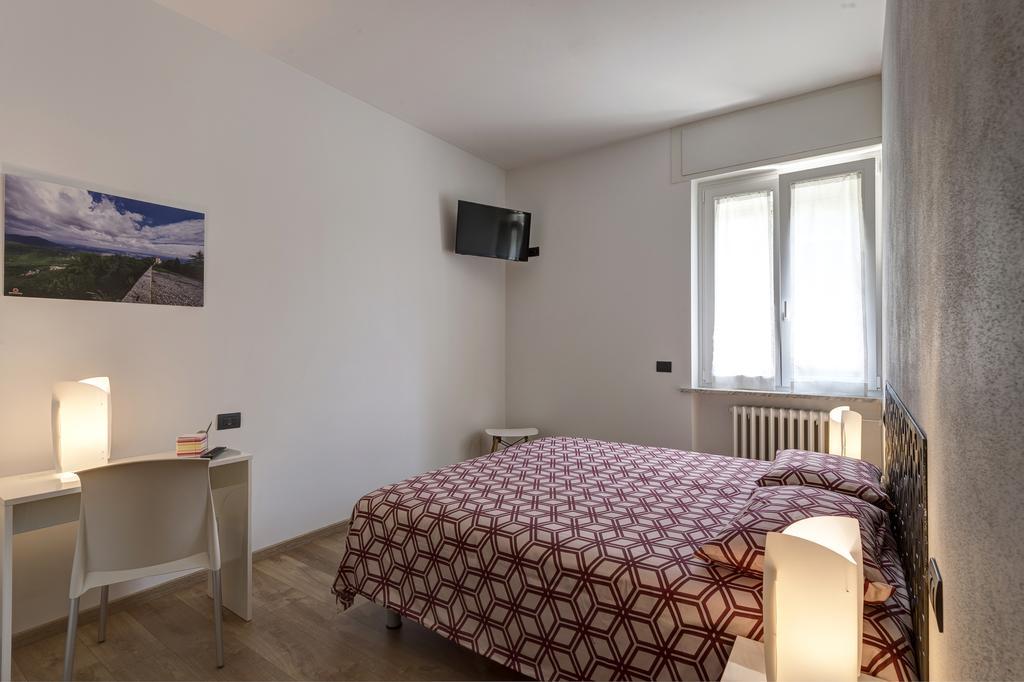 B&B Villa Giuli バレーゼ エクステリア 写真